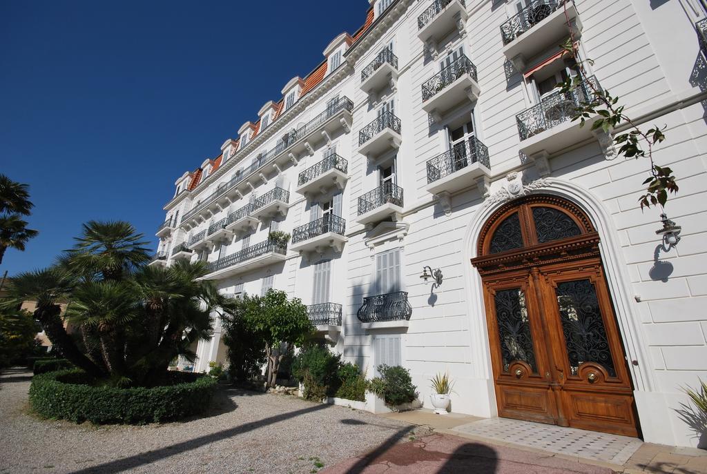 Winter Palace Cannes Camera foto